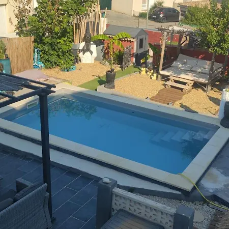 Δωμάτια σε οικογενειακή κατοικία Maison Au Calme